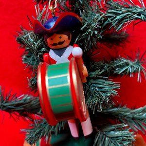 Early American Clothespin Soldier Hallmark Ornament